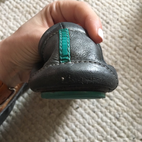 Metallic Pewter Tieks Ballet Flats Well Loved VUC - Picture 4 of 8